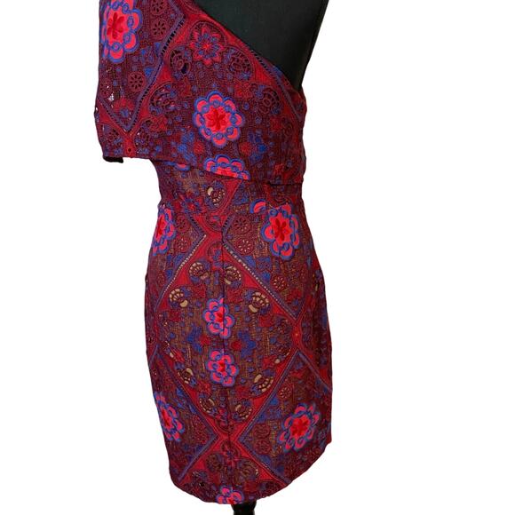 Elliatt off Shoulder Cosmic Optic Lace Floral Dress Asymmetrical Date night NWT‎ - Picture 4 of 10